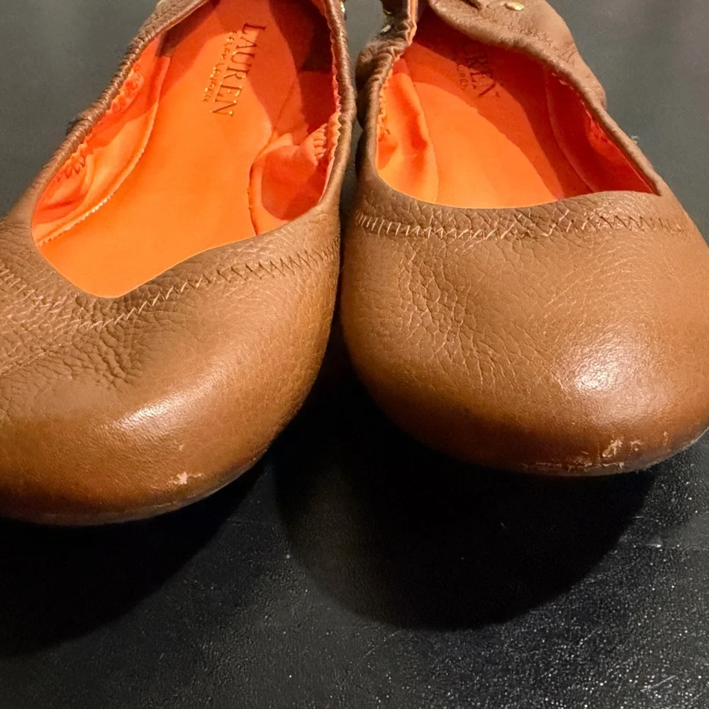 Lauren Ralph Lauren Brown Leather Flats with Gold Accents size 8.5
